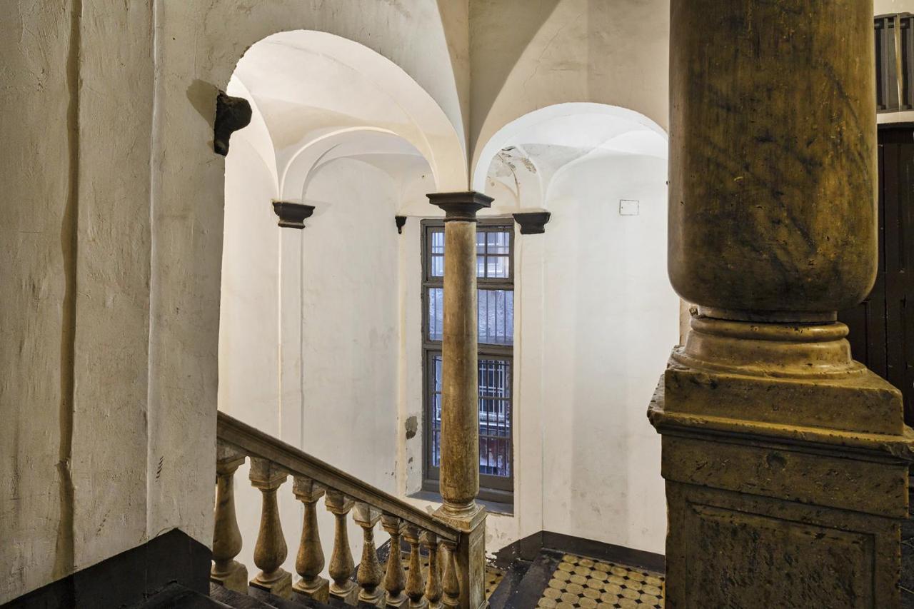 Fancy Apartment In Palazzo Grimaldi By Wonderful Italy Genoa Bagian luar foto
