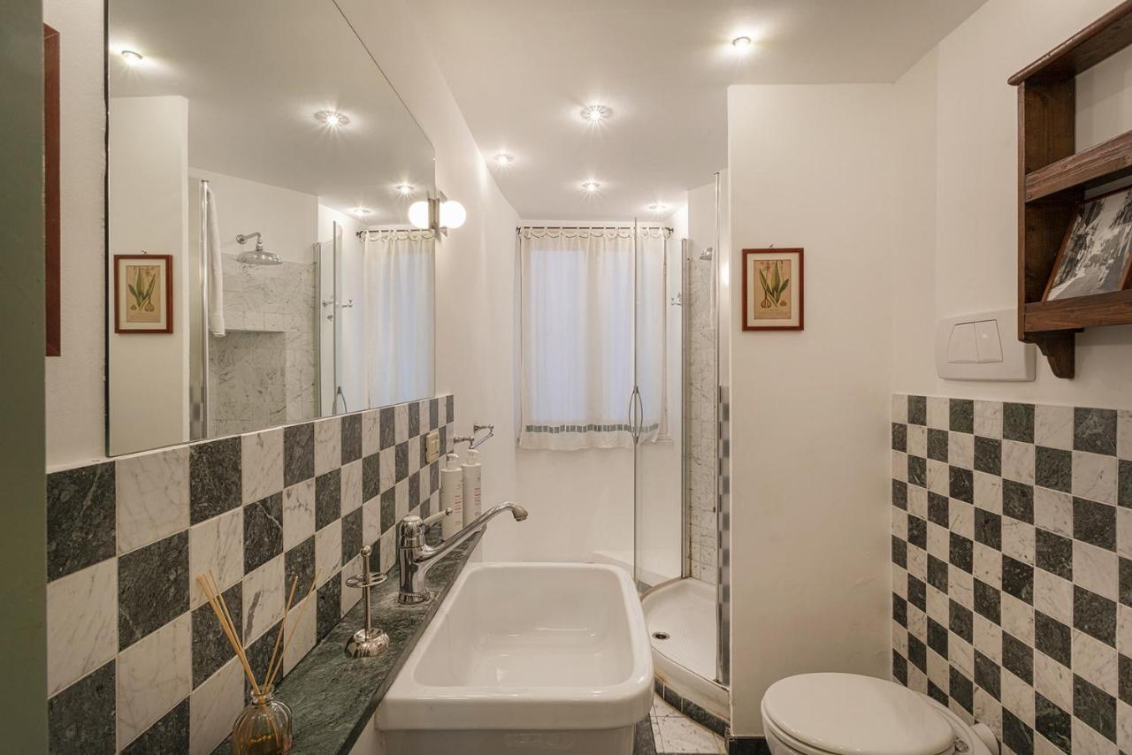 Fancy Apartment In Palazzo Grimaldi By Wonderful Italy Genoa Bagian luar foto